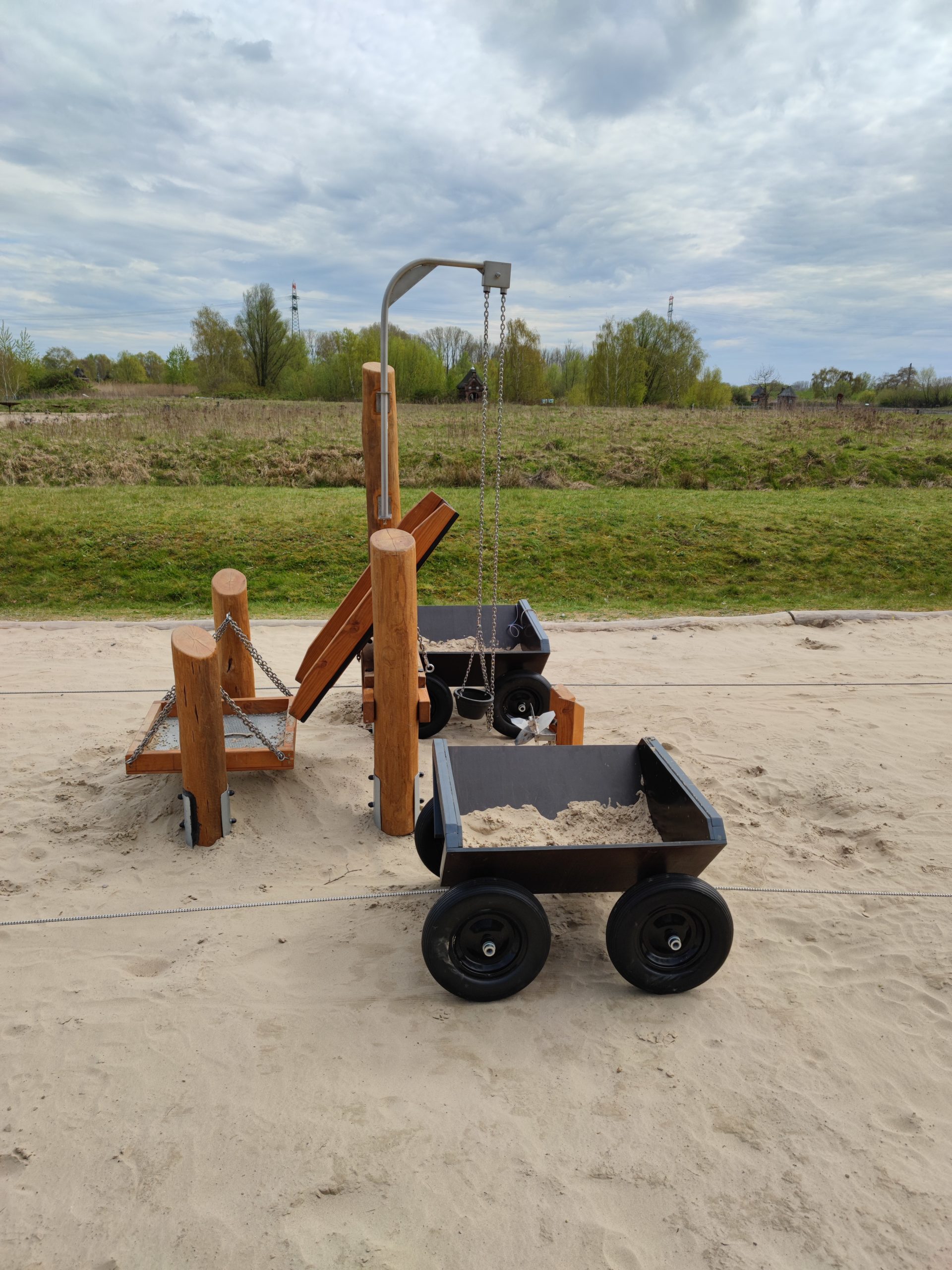 Sandspielplatz auf der Elbinsel Kaltehofe